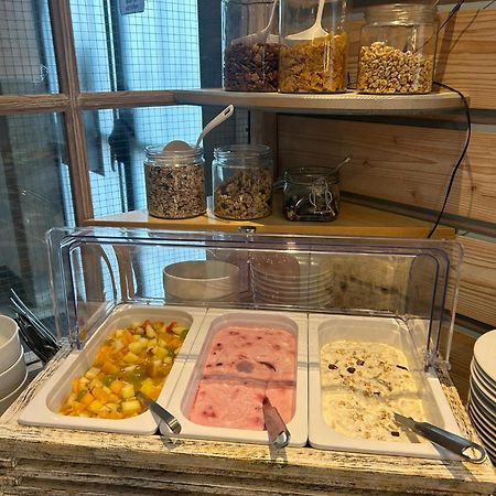 Hotel Zur Post Gumpoldskirchen Ngoại thất bức ảnh