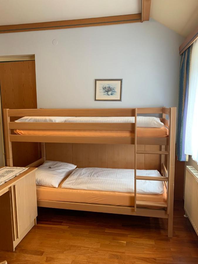Hotel Zur Post Gumpoldskirchen Ngoại thất bức ảnh